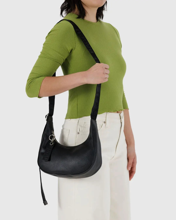 Petit Sac Croissant en Cuir Recyclé